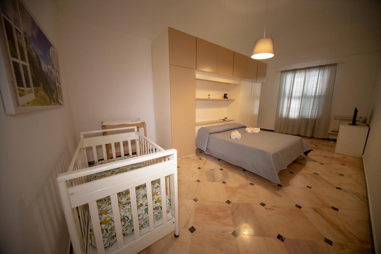Casa Vacanza Da Dina Modica Kültér fotó