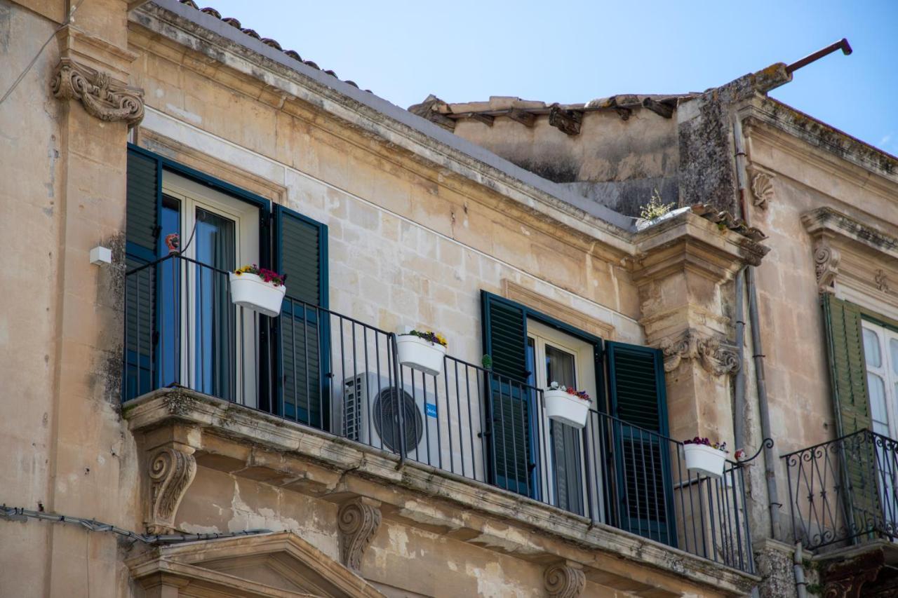Casa Vacanza Da Dina Modica Kültér fotó
