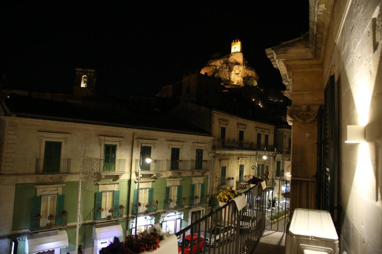 Casa Vacanza Da Dina Modica Kültér fotó