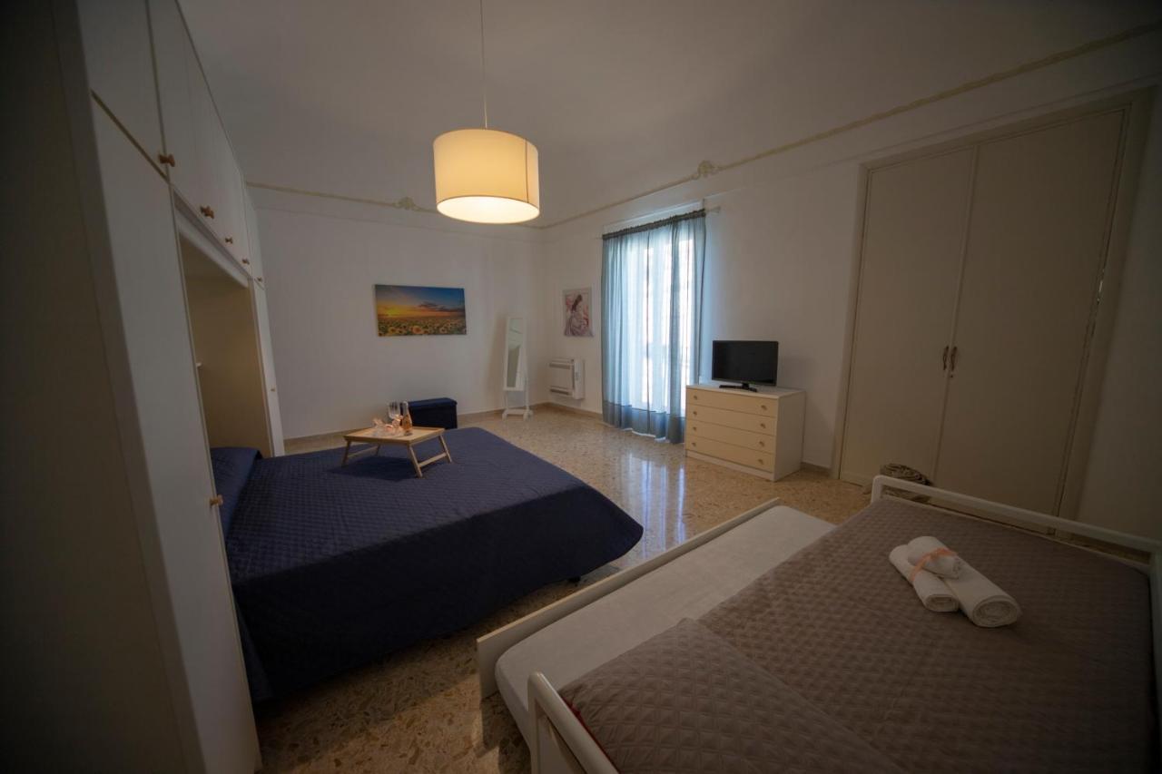 Casa Vacanza Da Dina Modica Kültér fotó
